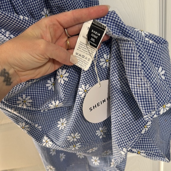 NWT Blue Floral Puff Sleeve Dress - Picture 5 of 6